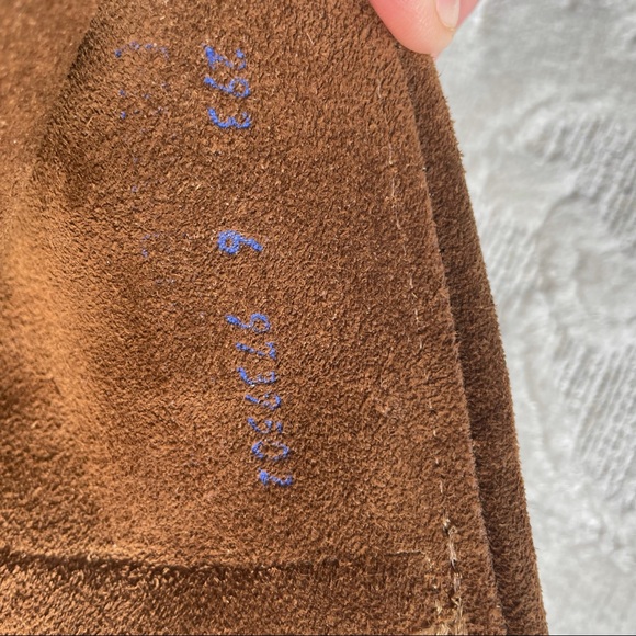 Minnetonka Dusty Brown Suede Hi Top Back Zip Fringe Ankle Booties - Picture 10 of 15